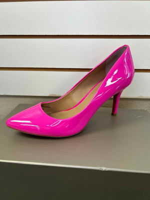 7.5 INC Hot Pink Heels