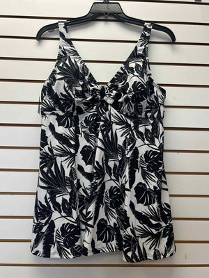 Size 18 Fit 4U Black/White Swimsuit