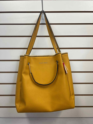 Alexis Bendel Hand Bag