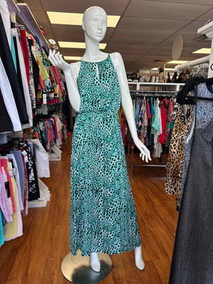 Size 8 Jennifer Lopez Green Print Maxi