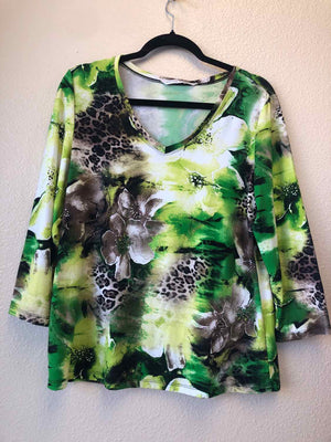 Size L Peter Nygard Green Print Casual Top