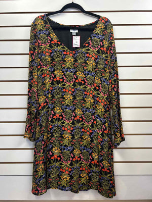 Size 12 Old Navy Green/Red Long Sleeve Dress