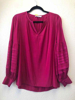 Size M Chico's Magenta Long Sleeve Top