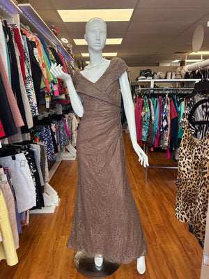 Size 10 La Femme Cocoa Formal Dress