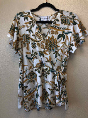 Size L Alex & Parker White Print Blouse