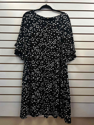 Size 20W Ronni Nicole Black/White Dress