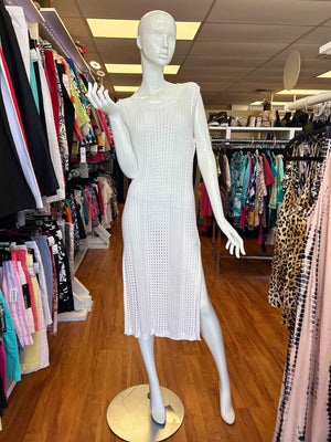 Size XL Tahari White Cover Up