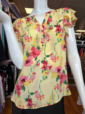 Size S Investments Yellow/Coral Short Sleeve Top