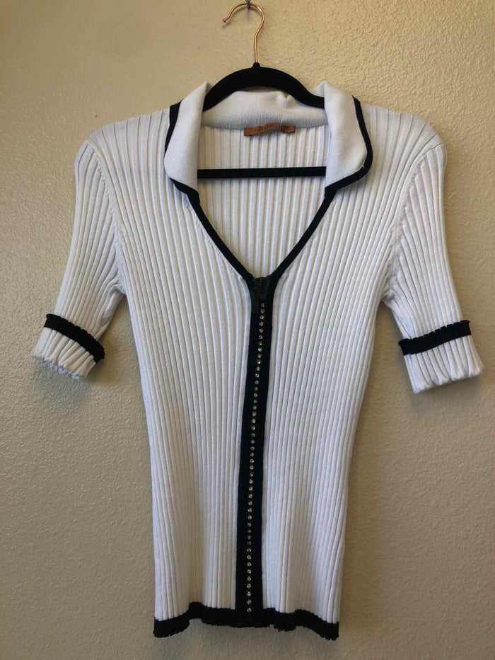 Size L Belldini White & Black Short Sleeve Sweater