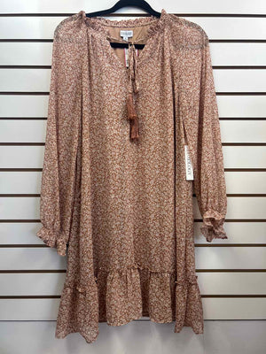 Size M Luxology Beige Dress