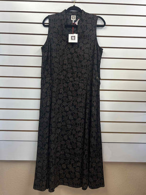 Size M Anne Klein Black/Tan Dress