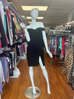 Size L Lulus Black Dress