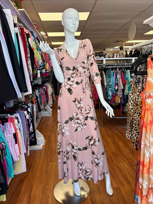 Size M Hello Miz Rose/green Long Dress