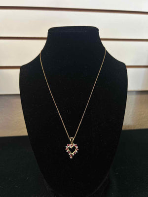 Necklace w/ Pendant