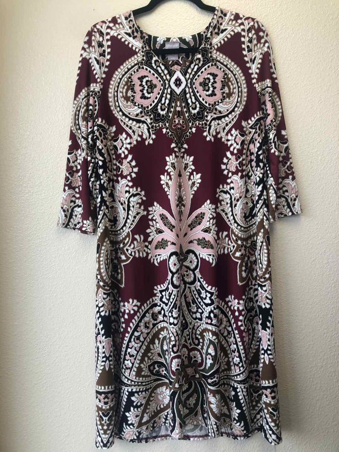 Size M Chico's Wine Pink White Long Sleeve Dress