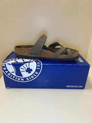7.5 Birkenstock Brown Sandals