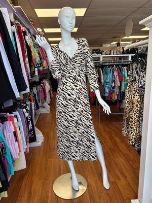 Size 1 Torrid Cream Dress