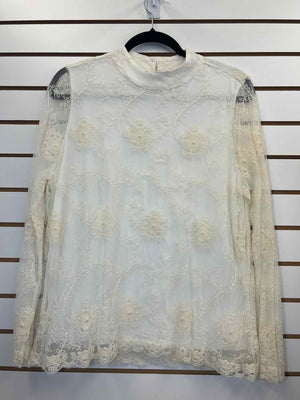 Size 1 Chico's Cream Long Sleeve Top