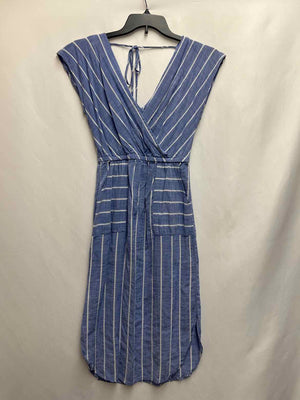 Size S Universal Thread Blue/White Dress
