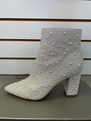 6 Betsey Johnson Boots