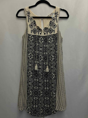 Size S Jolt Black/Cream Dress