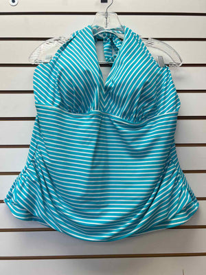 Size 2X Blue/White Tops