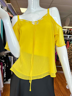 Size S Shift Yellow Casual Top