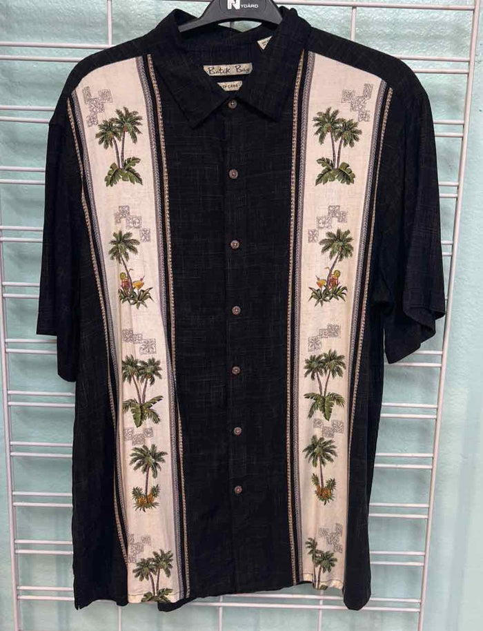 Size XL Batik Bay Short Sleeve Shirt