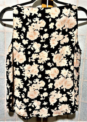 Sleeveless Floral Top by Elle
